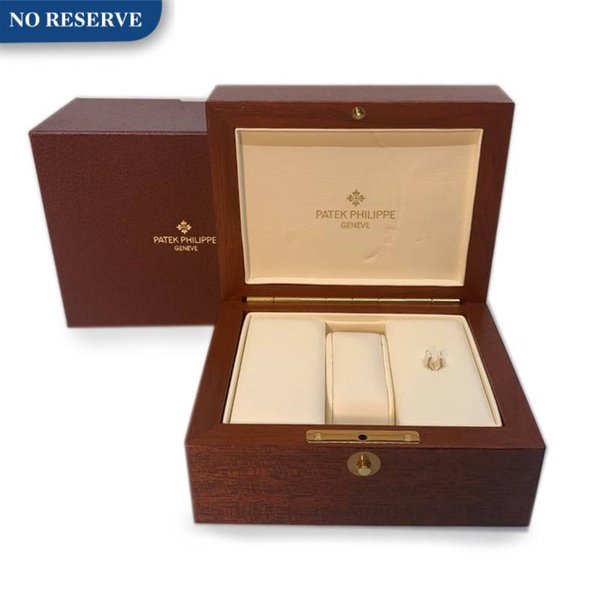 Patek Philippe A watch presentation box, Circa 1990