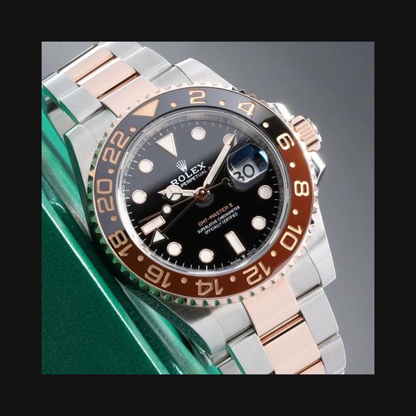 Rolex GMT-Master IIRootbeer Complete 40mm Everose/Steel Black Dial Cerachrom Oyster Bracelet 126711CHNR