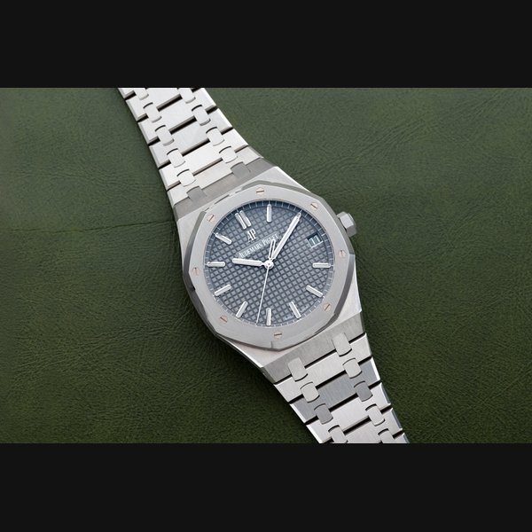 Audemars Piguet Audemars Piguet Royal Oak, Price & Market Data