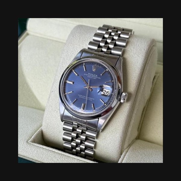 Rolex Datejust36 1975 Rolex DateJust Jubilee 36mm Rare Blue Dial Ref. 1600