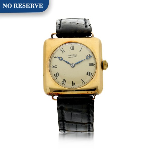 Longines A YELLOW GOLD SQUARE SHAPED WRISTWATCH, CIRCA 1950