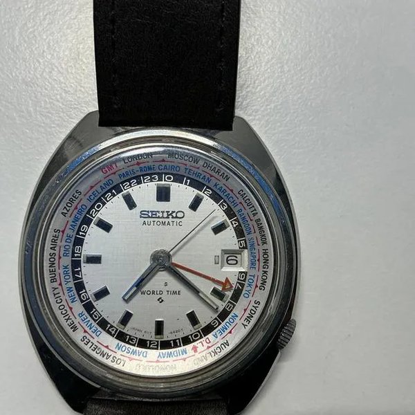 Seiko World Time
for travel an watch ethusiasts Ref. 6117-6400