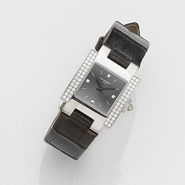 Chaumet. A lady's stainless steel and diamond set quartz wristwatch Ref:221-3779, Recent