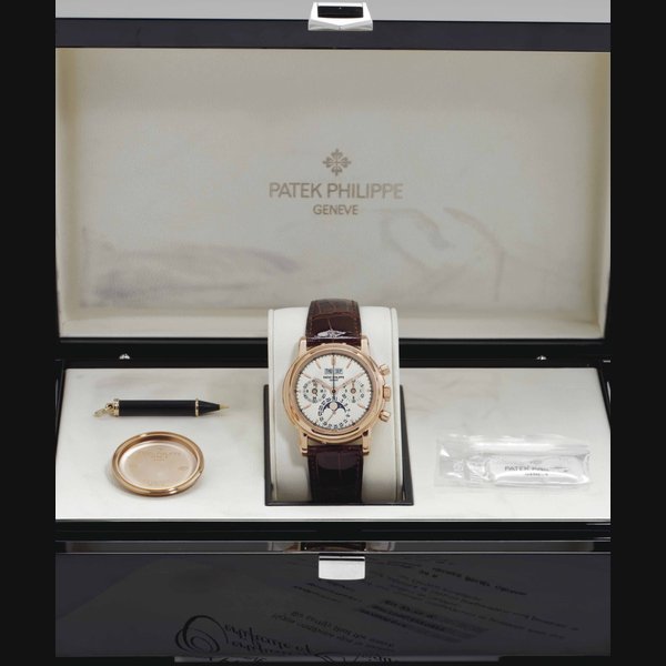 Patek Philippe. An 18k Pink Gold Perpetual Calendar Chronograph Wristwatch with Moon Phases SIGNED PATEK PHILIPPE, GENÈVE, REF. 3970ER, MOVEMENT NO. 3'047'000, CASE NO. 4'225'332, MANUFACTURED IN 2003