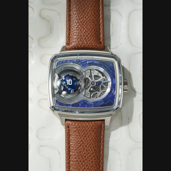 Hautlence Hautlence Ref. H1501-0201 HL Sphere 01 Unique Piece "Sapphires" · H1501-0201