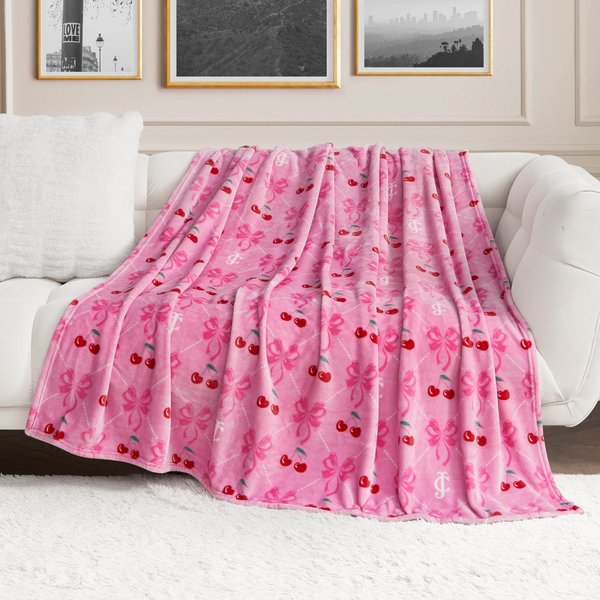 Juicy Couture Plush Oversized Throw Blanket, 60" x 70" Ref. JYAW017503