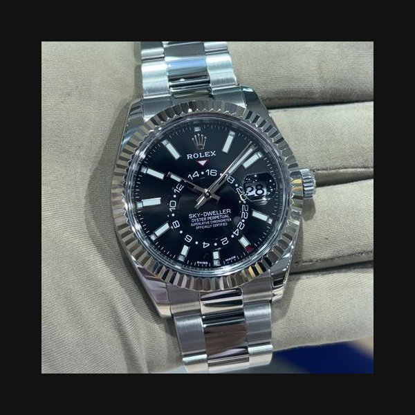 Rolex Rolex Sky-DwellerBlack Dial 42mm Stainless Steel 326934 Full Set