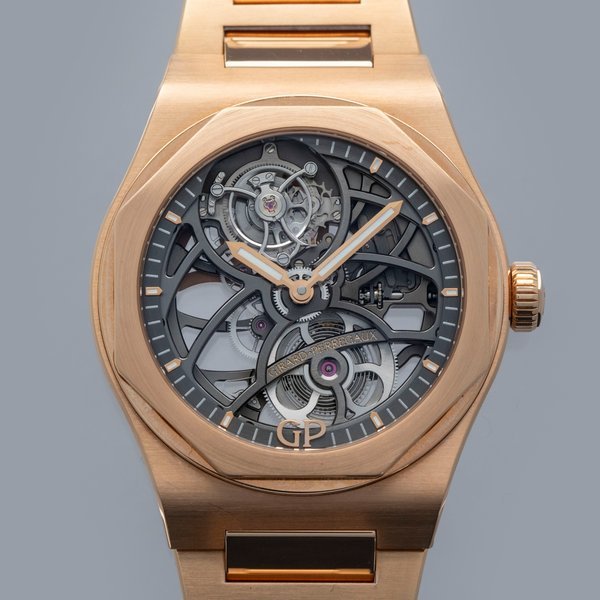 Girard Perregaux Girard-Perregaux Laureato Flying Tourbillon 99110-52-000-52A 18K RG
