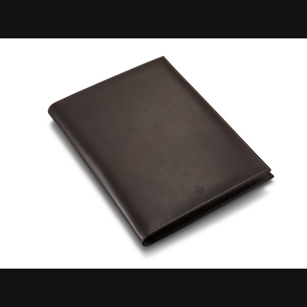 Patek Philippe A leather notepad, Circa 2010 | 百達翡麗 皮製記事本，約2010年製