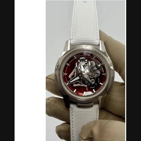 Ulysse Nardin Freak
S Enamel New 2026 Ruby Red Dial 45mm 2513-500LE-6AE-RED/3A Limited 50 Pieces