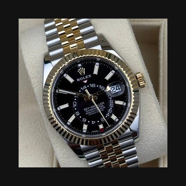 Rolex Rolex Sky-DwellerBlack Dial