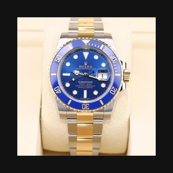 Rolex Rolex Submariner DateBluesy Blue Dial 116613LB Like New Full Set Flawless