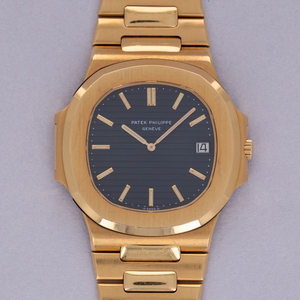 Patek Philippe Patek Philippe Jumbo Nautilus 3700/11 18k YG