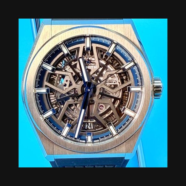 Zenith Zenith DefyClassic 95.9000.670/78.R782 - Titanium - Full Set