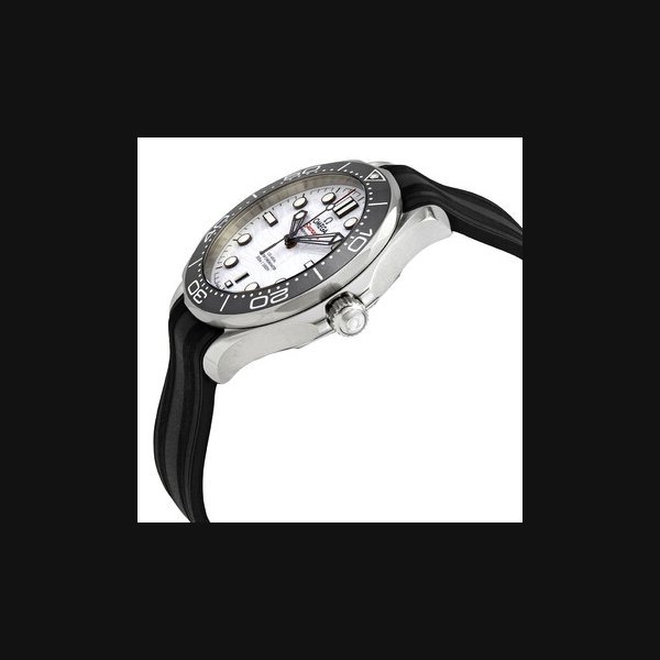 Omega OmegaSeamaster Automatic White Dial Men's Watch 210.32.42.20.04.001