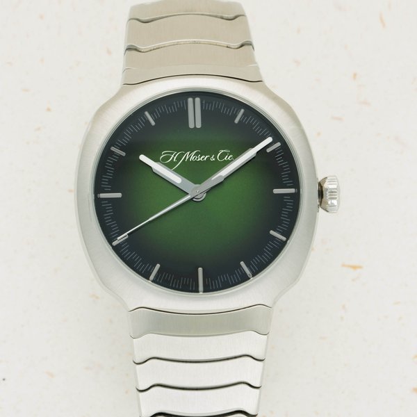 H. Moser & Cie H. Moser & Cie Streamliner Centre Seconds Green Dragon 6200-1200 · 6200-1200