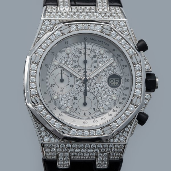 Audemars Piguet Audemars Piguet Royal Oak Offshore 26067BC.ZZ.D002CR.01 Diamond Pave Case and Dial 18k WG
