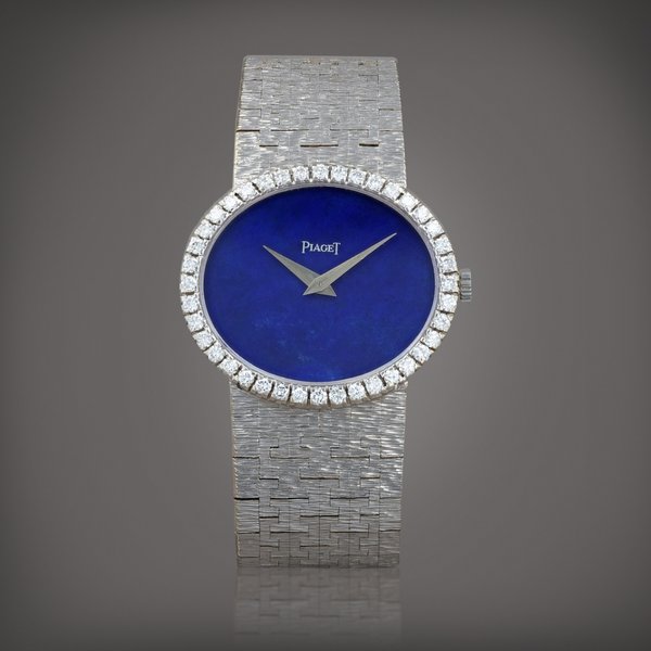 Piaget Reference 9806 A Montre bracelet en or blanc sertie de diamants | White gold and diamond-set bracelet watch Vers 1975 | Circa 1975