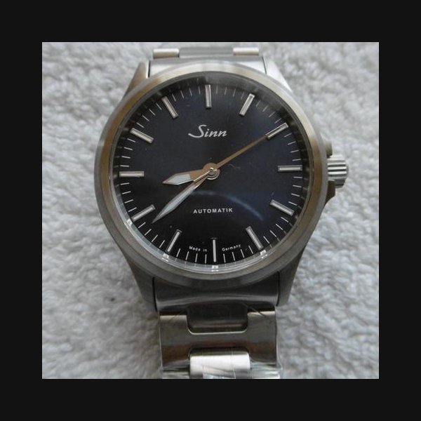 Sinn Sinn 556IB - die sportlich elegante Uhr