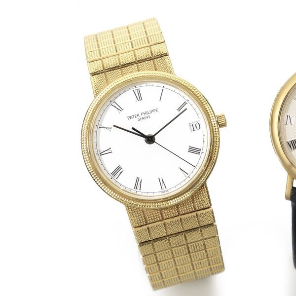 Patek Philippe Patek Philippe. An 18ct gold automatic calendar bracelet watch Calatrava, Ref:3802/110, Case No.2844202, Movement No.1441606, Circa 1988 · 3802/110