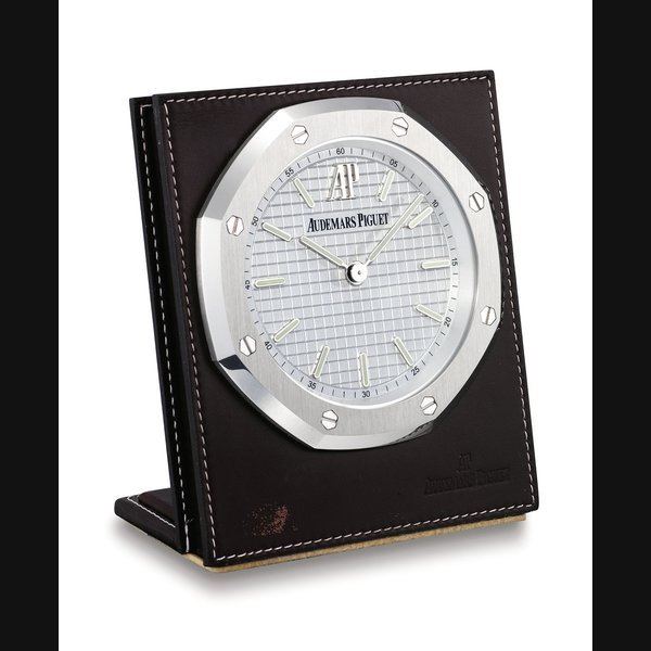 Audemars Piguet AUDEMARS PIGUET. A STAINLESS STEEL DESK CLOCK WITH LEATHER STAND SIGNED AUDEMARS PIGUET, ROYAL OAK MODEL, CIRCA 2007