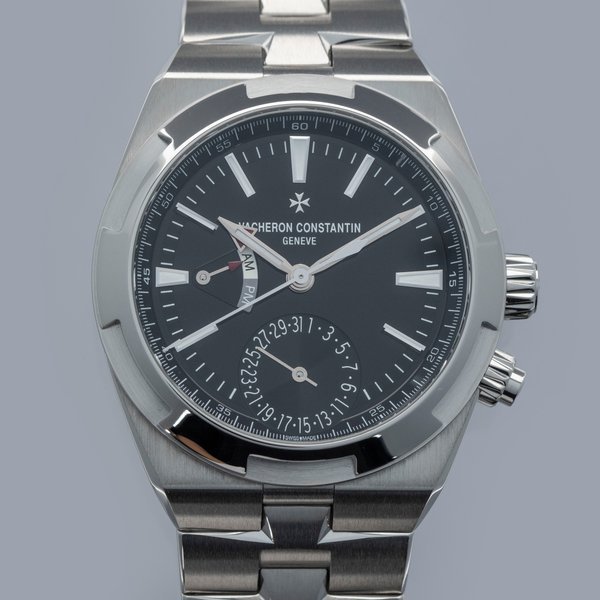 Vacheron Constantin Vacheron Constantin Overseas Dual Time 7900V/110A-B546 Steel