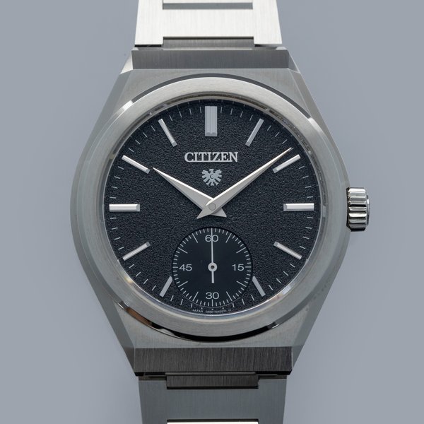 Citizen CITIZEN Caliber 0210 Black Dial · NC0200-90E