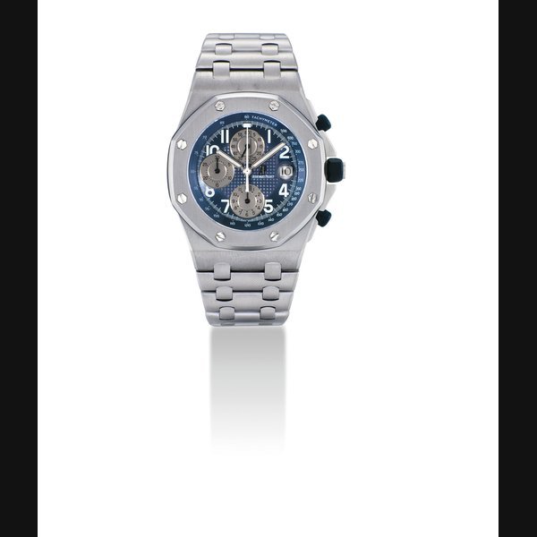 Audemars Piguet AUDEMARS PIGUET. A FINE STAINLESS STEEL AUTOMATIC CHRONOGRAPH WRISTWATCH WITH DATE AND BRACELET SIGNED AUDEMARS PIGUET, ROYAL OAK OFFSHORE MODEL, NO. 3300, CASE NO. E93819, CIRCA 2010