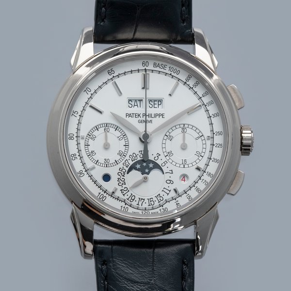 Patek Philippe Patek Philippe Perpetual Calendar Chronograph 5270G-013 Chin Dial 18k WG