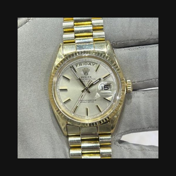 Rolex Rolex Day-Date36 President 18k Yellow Gold on Champagne Dial