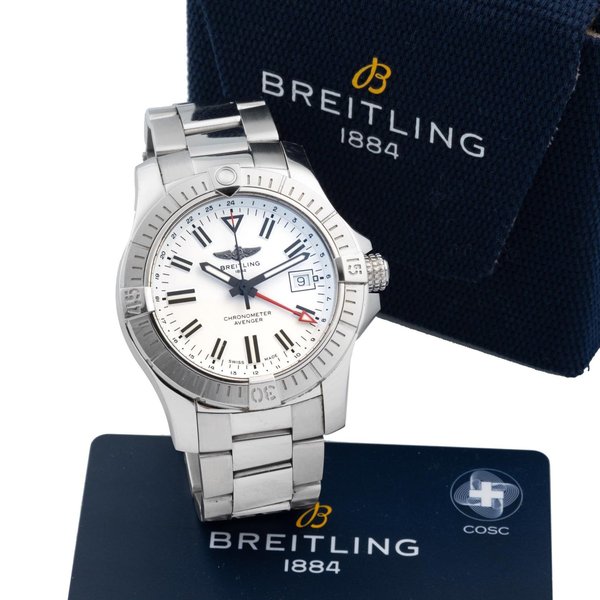 Breitling Ref A 32397 Avenger Gmt 43