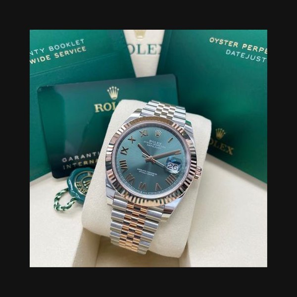 Rolex Rolex DatejustUNWORN Datejust 41mm 126331 Olive Mint Green Dial Two Tone Rose Gold Jubilee Bracelet Full Set Unworn Complete Box & Papers
