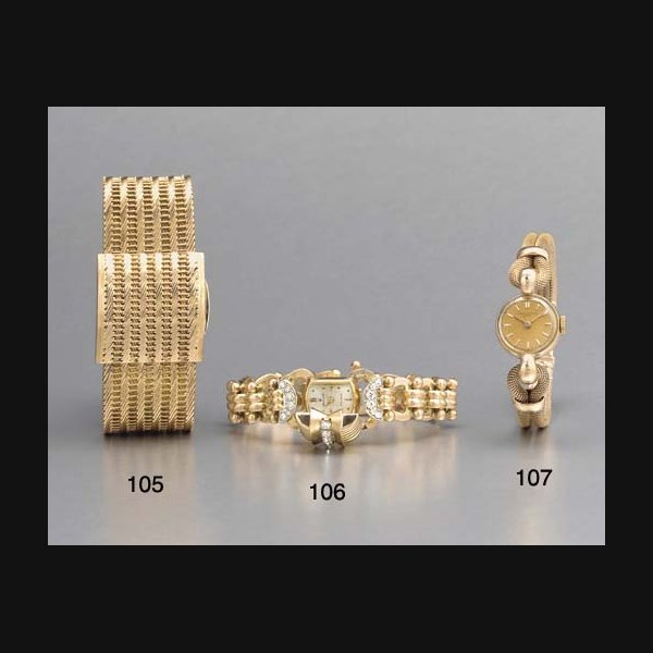 Patek Philippe. A lady's 18K pink gold bracelet watch SIGNED PATEK PHILIPPE CO., GENEVE, MOVEMENT NO. 853595, CASE NO. 649059, REF. 2249, CIRCA 1946