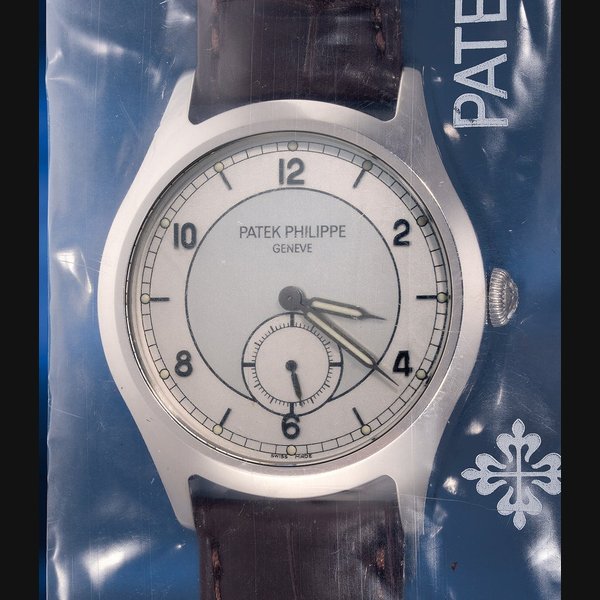 THE CONNOISSEUR Patek THE CONNOISSEUR Patek Philippe Ref. 5565A-001 Calatrava