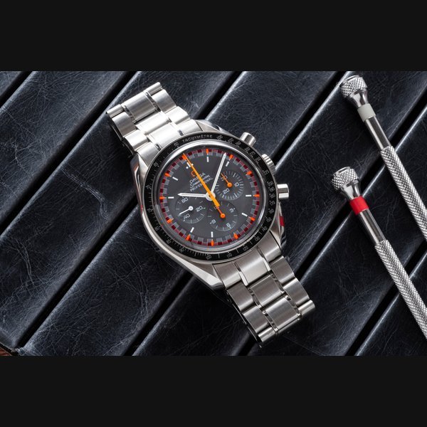Omega Omega Speedmaster 'Japan Racing'