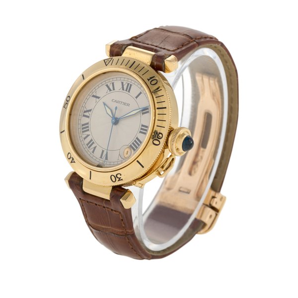Cartier Pasha, Ref. 1035  Yellow gold wristwatch with date  Circa 1996