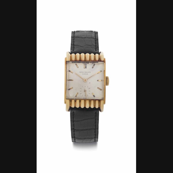 Patek Philippe. An Unusual 18k Gold Wristwatch with Scalloped Lugs SIGNED PATEK PHILIPPE, GENÈVE, REF. 2517, MOVEMENT NO. 975'602, CASE NO. 513'811, MANUFACTURED IN 1953