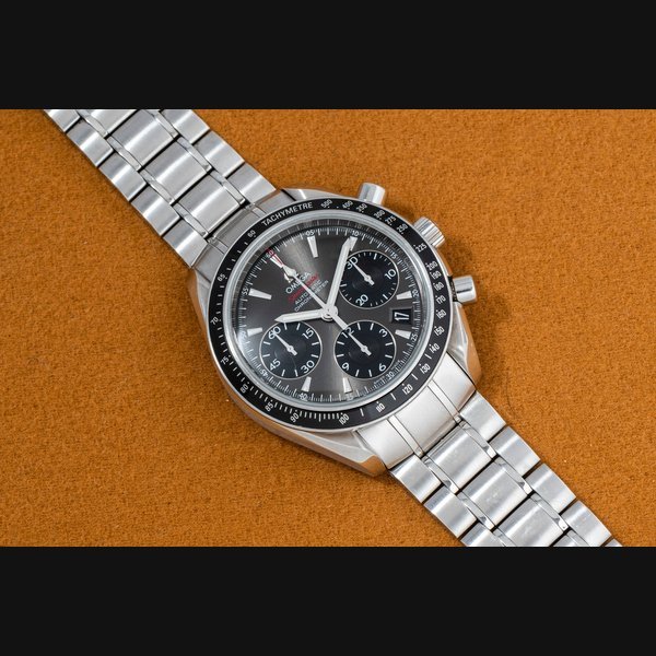 Omega Omega Speedmaster Automatic Date