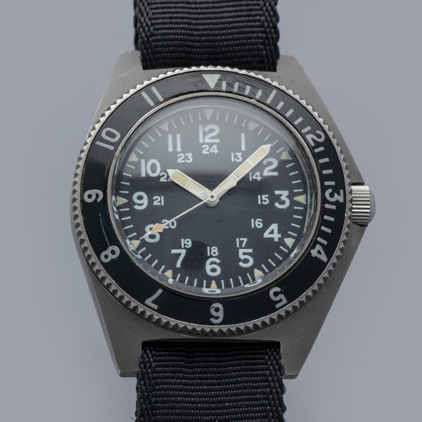 Benrus Type II Class A US Military Dive Watch Ref. 6645-00-225-1741