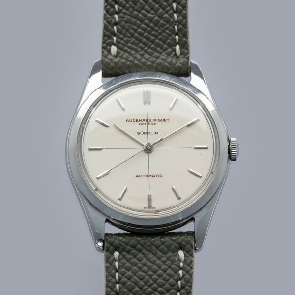Audemars Piguet Waterproof Automatic Cal 2499 Steel Retailed by Gubelin Ref. N/A