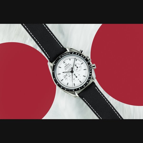 Omega Omega Speedmaster Professional 'Silver Snoopy'