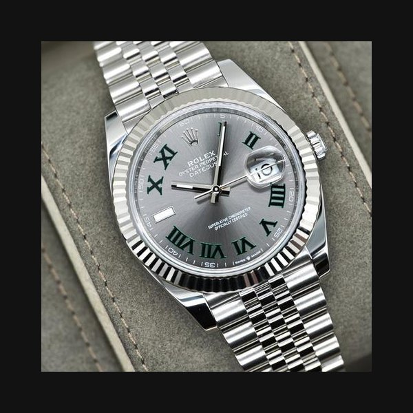 Rolex Rolex DatejustOyster Perpetual Datejust 41 Ref. 126334 - Fullset from 2024 - Wimbledon Dial - Jubilee