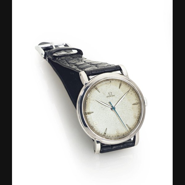 OMEGA. AN OVERSIZED STAINLESS STEEL WRISTWATCH WITH CENTER SECONDS SIGNED OMEGA, MOVEMENT NO. 11495281, REF. 2545-1, CIRCA 1950