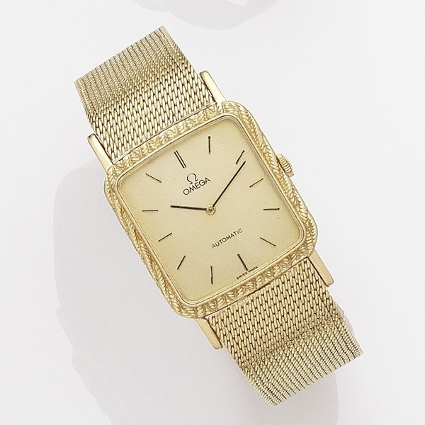 Omega Omega. An 18k gold automatic bracelet watch Case No.G1071, Movement No.26514893, Circa 1968