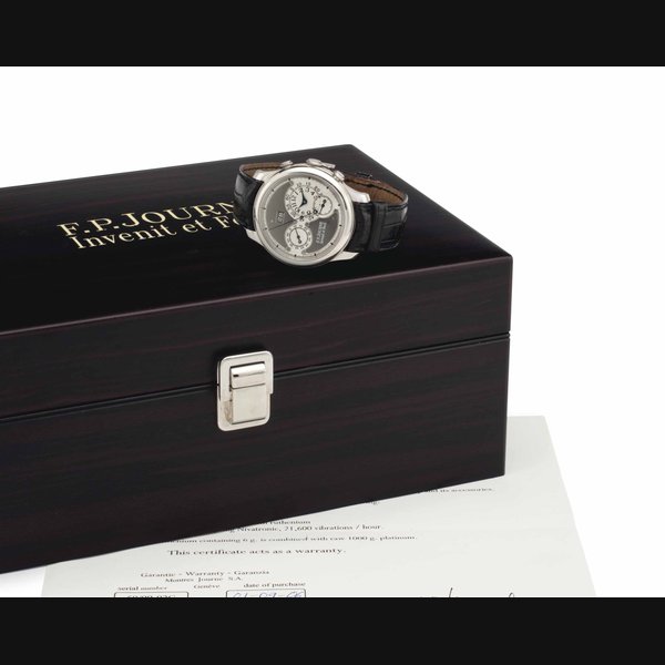 F. P. Journe. A Limited Edition Very Fine and Rare Platinum Automatic Flyback Chronograph Wristwatch with Date SIGNED F. P. JOURNE, INVENIT ET FECIT, OCTA CHRONO, NO. 59/99-02C, CIRCA 2006