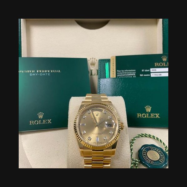 Rolex Day-DateLike NEW 2012 Day-Date "President" Yellow Gold Champagne Diamond Dial 118238 FULL SET