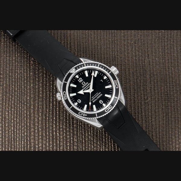 Omega Omega Seamaster Planet Ocean 'Casino Royale'