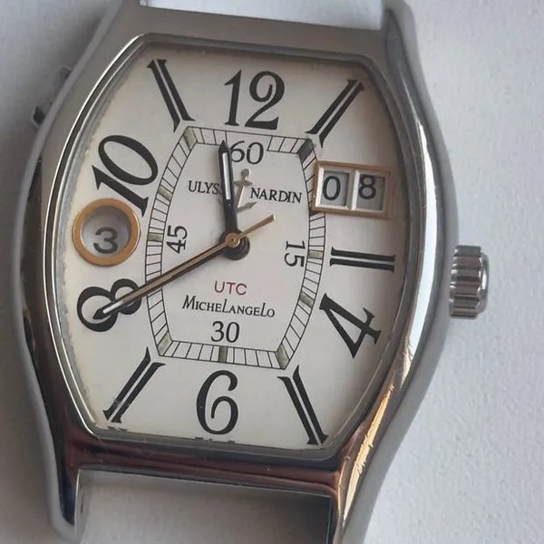 Ulysse Nardin Michelangelo
Utc Ulysse Nardin Ref. 223-48 UTC)