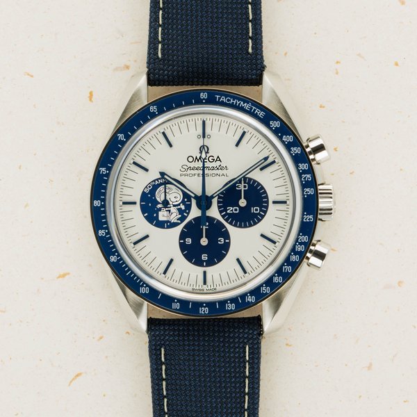 Omega OMEGA SPEEDMASTER 50TH ANNIVERSARY SILVER SNOOPY AWARD 310.32.42.50.02.001