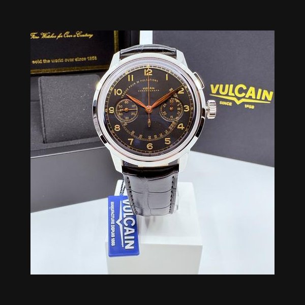 Vulcain 50s PresidentsChronograph Limited Edition. Montre neuve jamais portée. Garantie Ref. 570157.315L